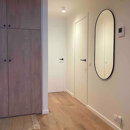 Stylish, Modern With Two Bedrooms, Located In The Vibrant Heart Of T110 *