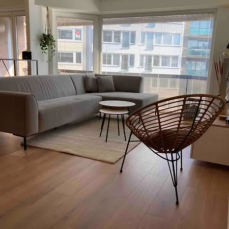 Stylish, Modern With Two Bedrooms, Located In The Vibrant Heart Of T110 *