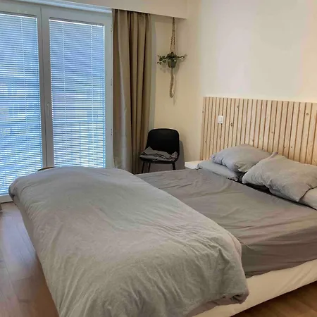 Stylish, Modern With Two Bedrooms, Located In The Vibrant Heart Of T110 Daire Oostende
